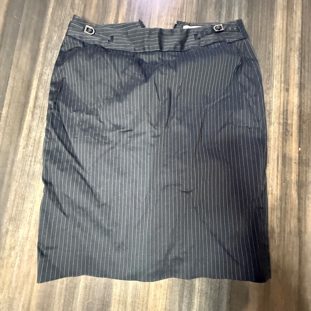 White House Black Market Skirt Pinstripe Pencil Career Workwear Sz 0